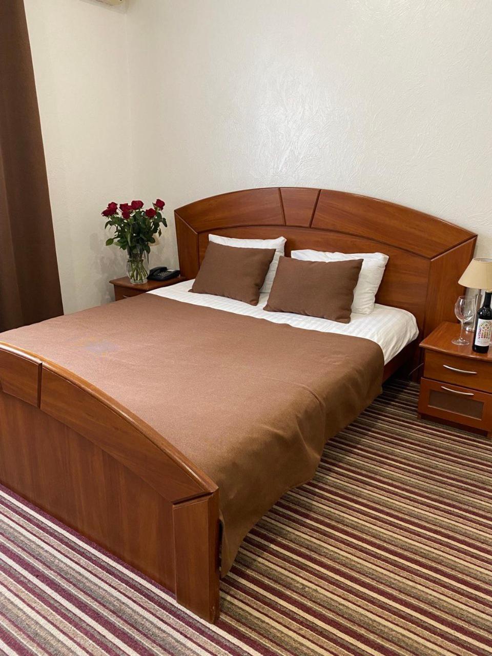 Hotel Kopa - Zjovkva Buitenkant foto