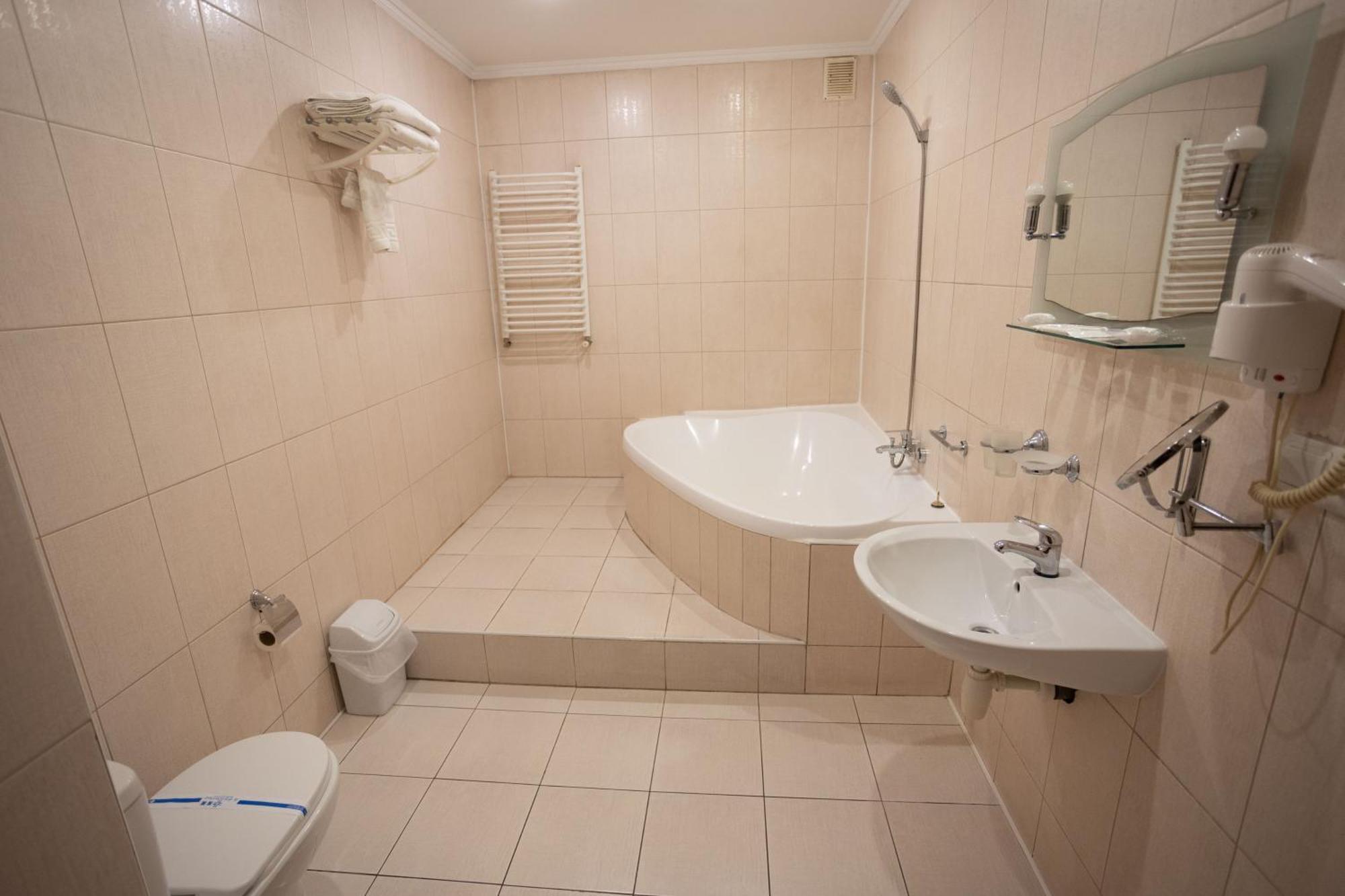 Hotel Kopa - Zjovkva Buitenkant foto